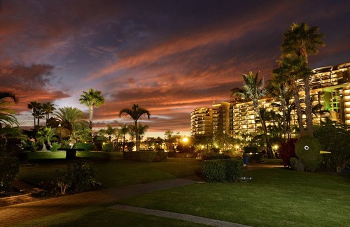 Balito Apartamento | Residence Anfi Beach Club, sky, gardens, sea, pools, beach, everything.