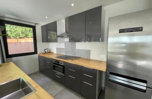 Theoule-sur-Mer Apartamento | Residence Arc-en-Ciel 5 Star App A with stunning seaview