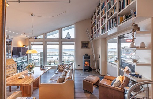 Murwik Casa | Residence at the marina - garage, fireplace, view of the marina, terraces
