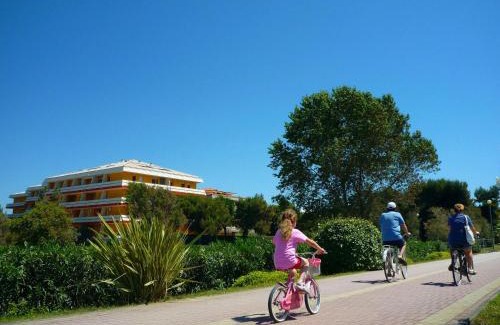 Bibione Lido dei Pini Apartamento | Residence Carina