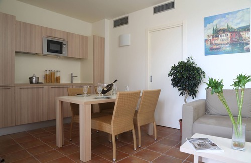 Garda Apartamento | Residence Corte Leonardo