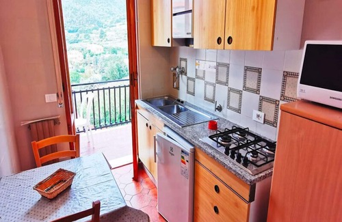 Pietra Ligure Apartamento | Residence Dei Fiori Pietra Ligure Two-room Apartment 4 Pax
