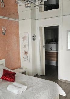 Le Diamant Apartamento | RESIDENCE DreamS PARADISE STUDIOS APPARTEMENT ET SUITE BAIGNOIRE