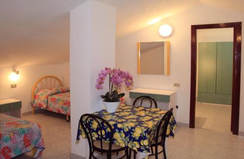 Ricadi Apartamento | Residence Esmeraldo