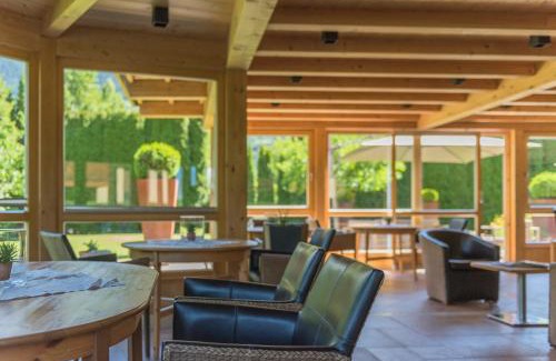 Prato allo Stelvio Hotel | Residence-Garni Haus Tschenett