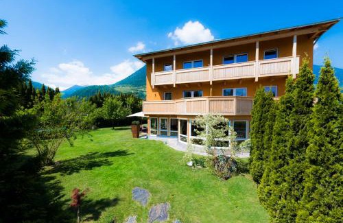 Prato allo Stelvio Hotel | Residence-Garni Haus Tschenett