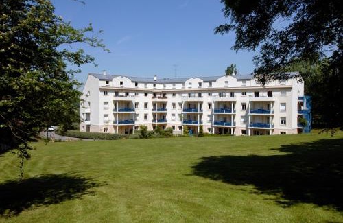 Chevreuse Apartamento | Residence Hotel Les Ducs De Chevreuse avec Hébergement, Repas & PDJ, Séminaire, Bureau & Parking