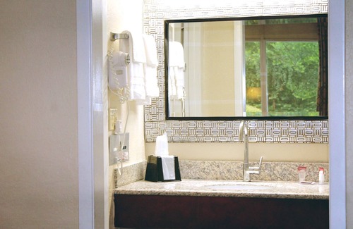 Marianna Hotel | Residence Hub Inn & Suites