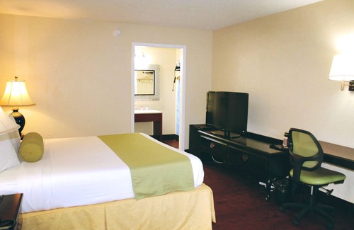 Marianna Hotel | Residence Hub Inn & Suites