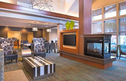 Gainesville Hotel | Residence Inn by Marriott Gainesville I-75