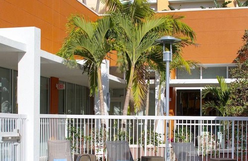 Downtown West Palm Beach Hotel | Residence Inn by Marriott West Palm Beach Downtown/Rosemary Square Area
