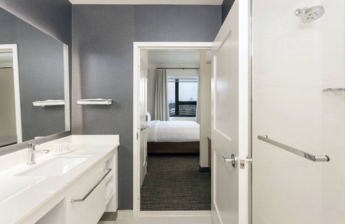 Ogontz Campus Hotel | Residence Inn by Marriott Philadelphia Bala Cynwyd