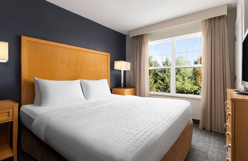 Neptune City Hotel | Residence Inn by Marriott Neptune at Gateway Center