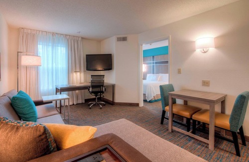 Landfall Hotel | Residence Inn by Marriott Wilmington Landfall