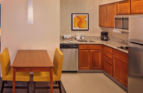 Avon Hotel | Residence Inn by Marriott Hartford Avon