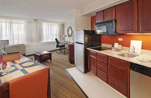 West Bloomington Hotel | Residence Inn by Marriott Minneapolis Edina