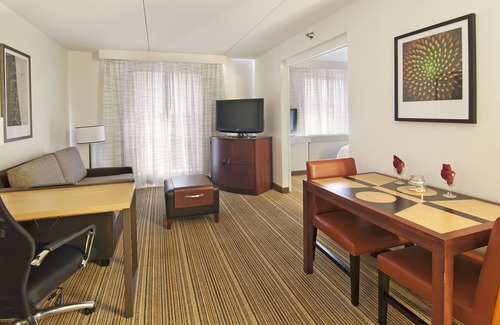 West Bloomington Hotel | Residence Inn by Marriott Minneapolis Edina