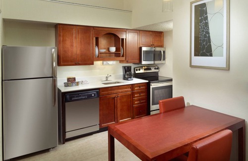 Merry Oaks Hotel | Residence Inn by Marriott Nashville Airport