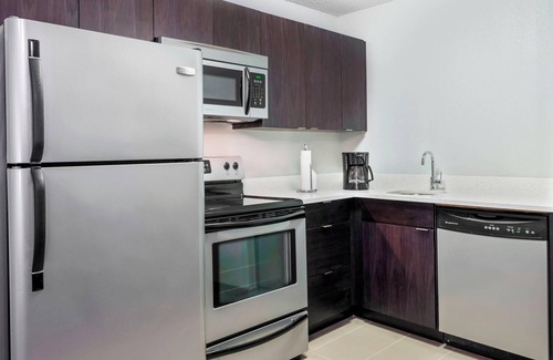 Tampa Hotel | Residence Inn by Marriott Tampa Sabal Park/Brandon