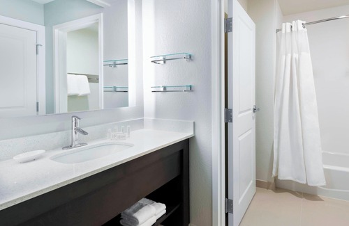 Tampa Hotel | Residence Inn by Marriott Tampa Sabal Park/Brandon
