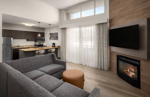 Downtown Portland Hotel | Residence Inn by Marriott Portland Downtown/RiverPlace