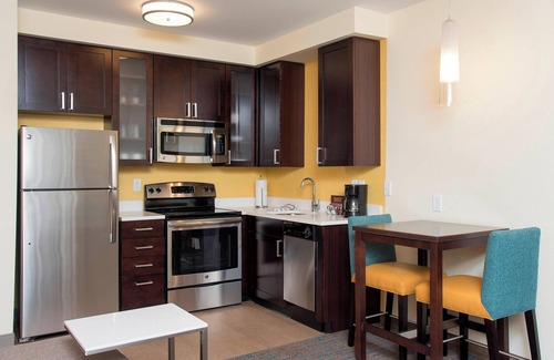 Spring Hotel | Residence Inn by Marriott Houston City Place