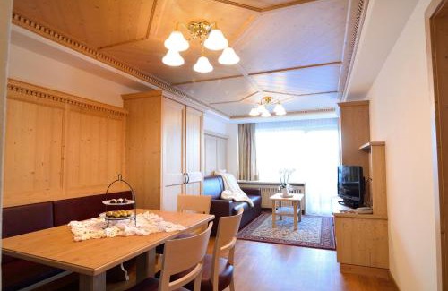 Selva di Val Gardena Apartamento | Residence Isabell