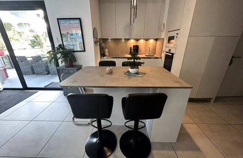 Brison-Saint-Innocent Apartamento | Residence L'unik - Charming apartment in contemporary residence!