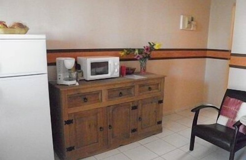 Le Moule Apartamento | Residencia Les 2 Moulins con piscinas privadas / jacuzzis y a 3 minutos de la playa.
