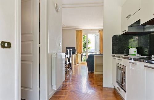 Meina Villa | Mansión moderna con playa privada en el lago Maggiore