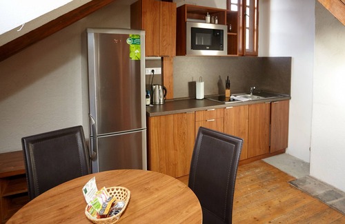 Cesky Krumlov Apartamento | Residence Muzeum Vltavinu