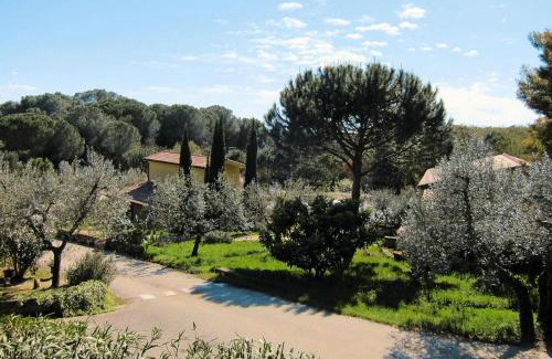 Guardistallo Apartamento | Residence near Guardistallo with Olive Groves