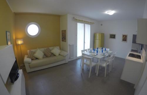 Old Town Apartamento | Residence Orate - Agenzia Cocal