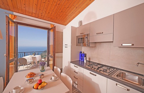 Gardola Casa | Residence Panorama La Forca