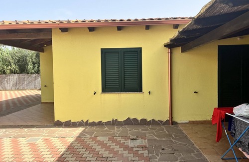 Masainas Casa | 'Residencia Sulcis 5' con vistas a la montaña, terraza compartida y aire acondicionado