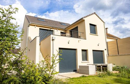 Champigny-sur-Marne Casa | Residence VELOURS avec terrasse , jardin et parking