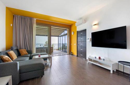 Pulciano Apartamento | Residence Virgilio Yellow