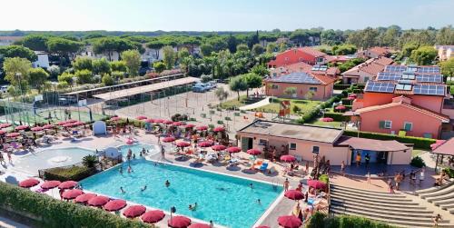 Vada Apartamento | Residence with swimming pool in Mazzanta just 600 meters from the beach