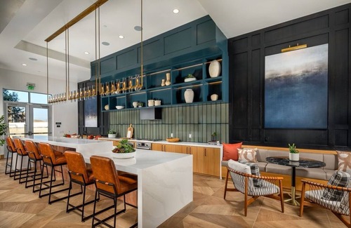 Otay Ranch Apartamento | Residences at Côta Vera – Luxe 1BRs with resort pool, parks, and smart design.