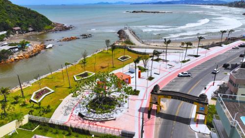 Gravata Casa | Residencial BemFeliz - 50 METROS DA PRAIA!