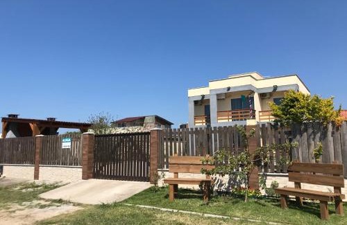 Palhoca Casa | Residencial Berê