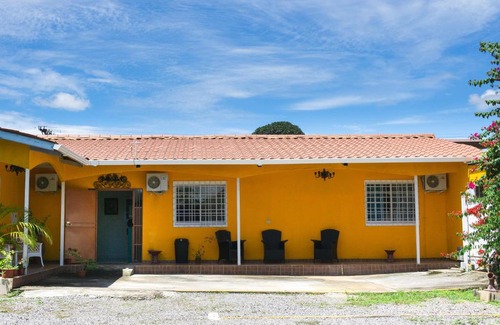 David Casa | Residencial El Viajero