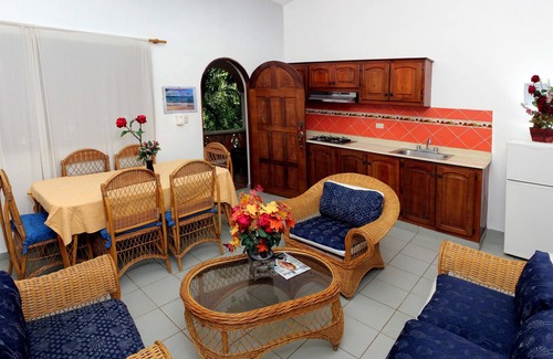 Los Cerros Apartamento | Residencial Estephany