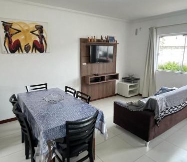 Ingleses do Rio Vermelho Casa | Residencial Maria Elena