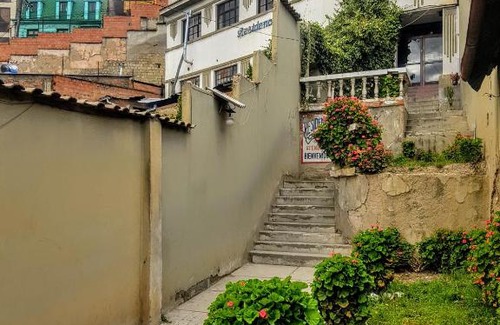 Downtown La Paz Hotel | Residencial Uruguay