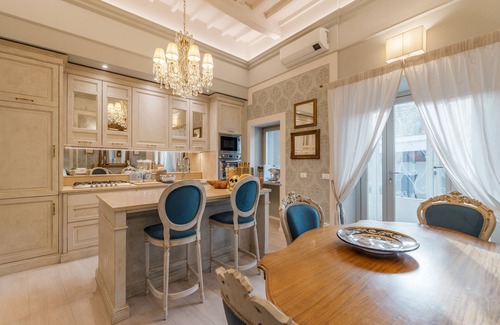 Castiglion Fiorentino Apartamento | Residenza di Lucia in city center with private terrace