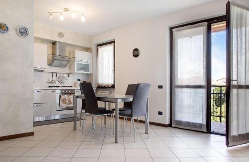 Cocquio-Trevisago Apartamento | Residenza Contrada