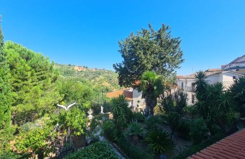 Serramonacesca Casa | Residenza Magister