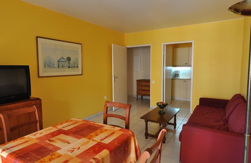 Cannes La Bocca Apartamento | Residhotel Villa Maupassant