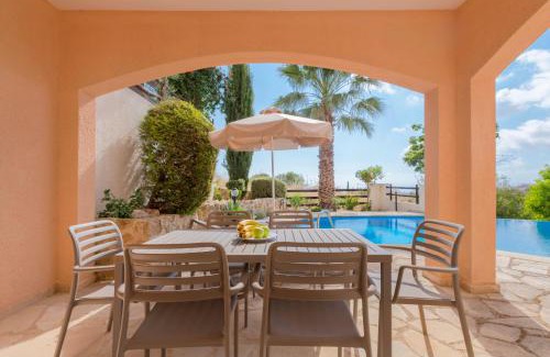 Tala Villa | Resitour - Perneri Four Bedroom Villa